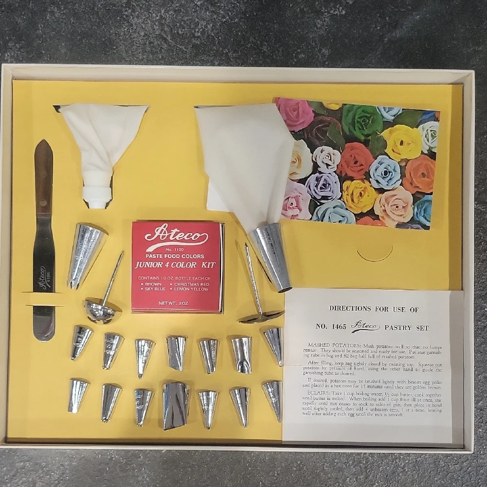 Food & Cake Decorating Kit - White